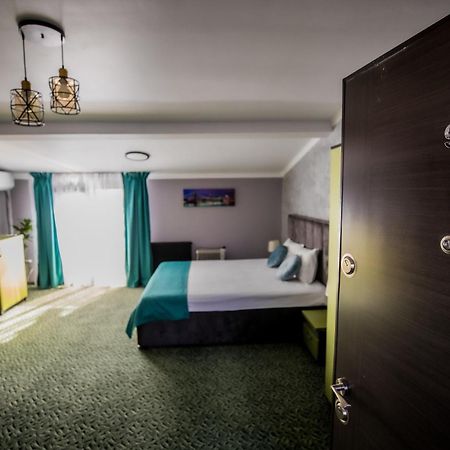 Nelana Hostel Kolozsvár Kültér fotó