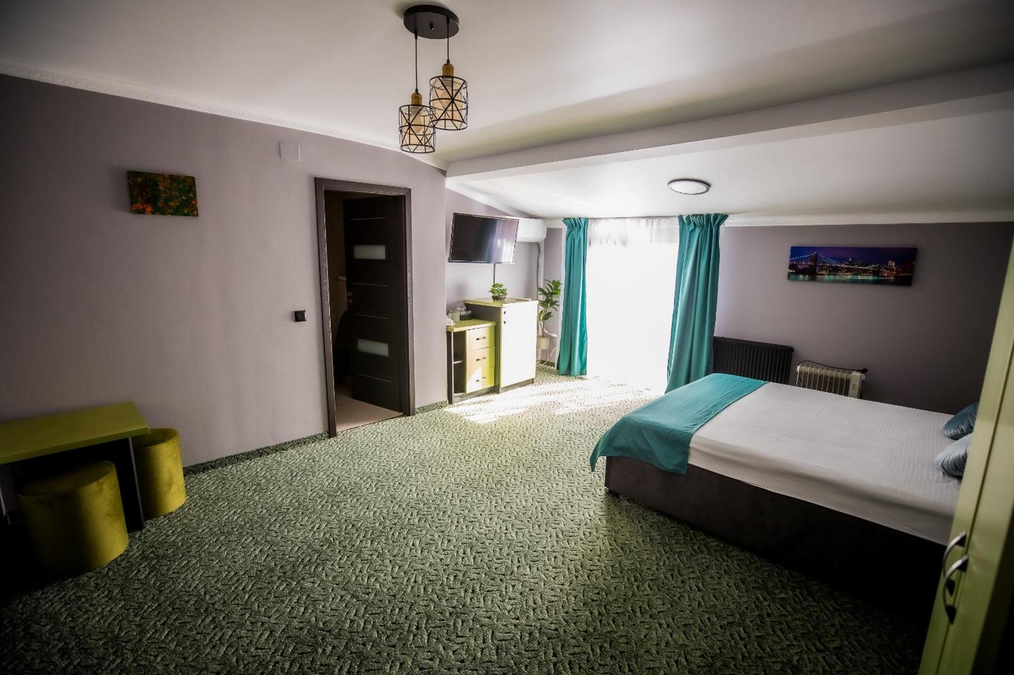 Nelana Hostel Kolozsvár Kültér fotó