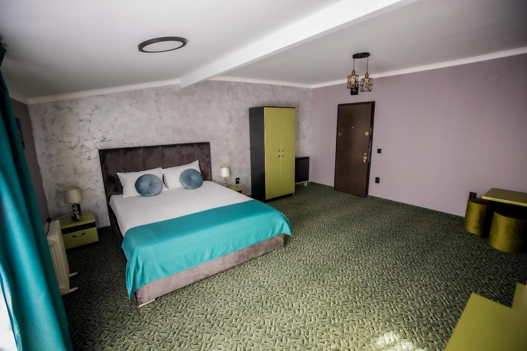 Nelana Hostel Kolozsvár Kültér fotó