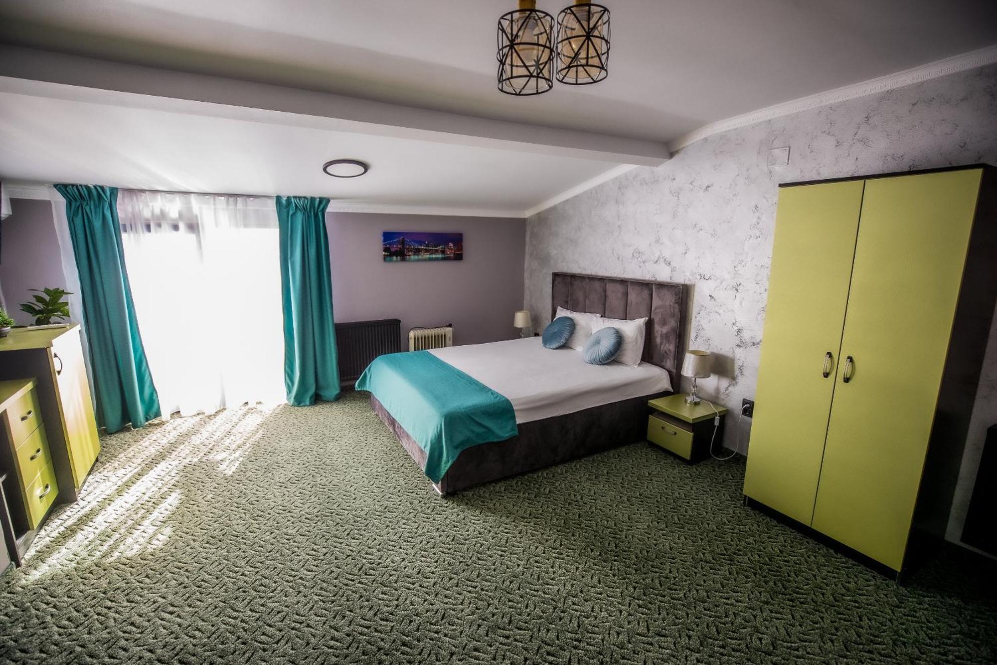 Nelana Hostel Kolozsvár Kültér fotó