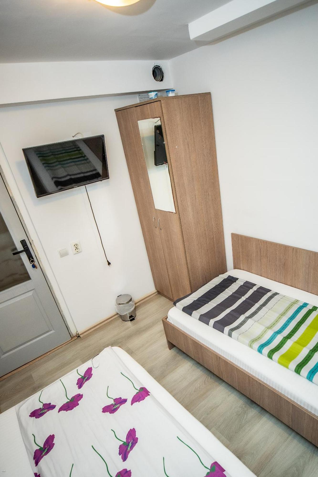 Nelana Hostel Kolozsvár Kültér fotó