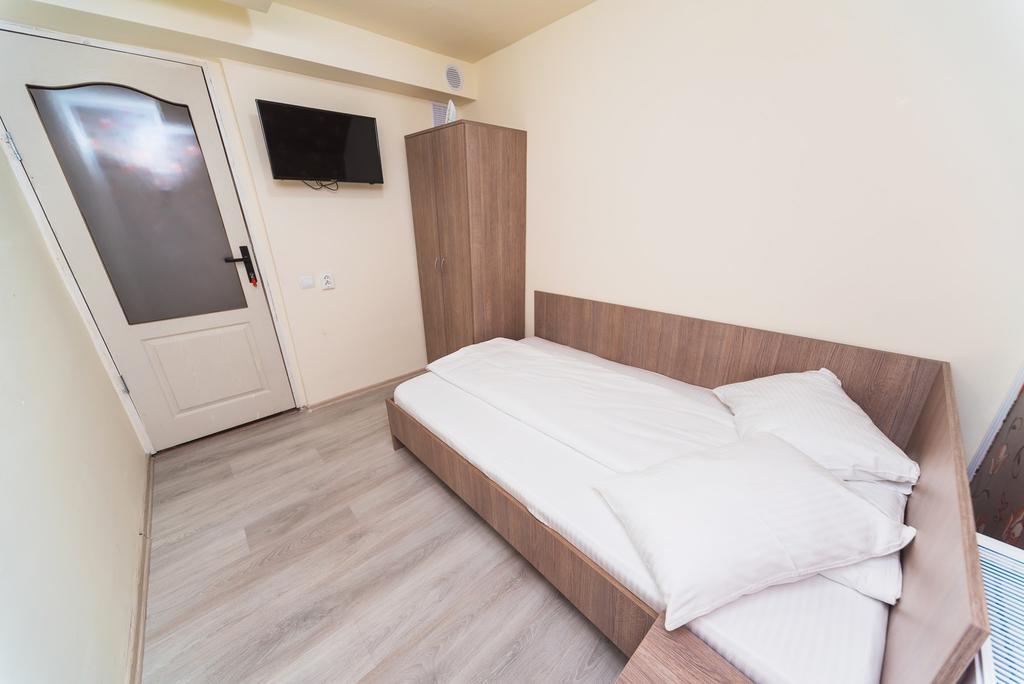 Nelana Hostel Kolozsvár Kültér fotó