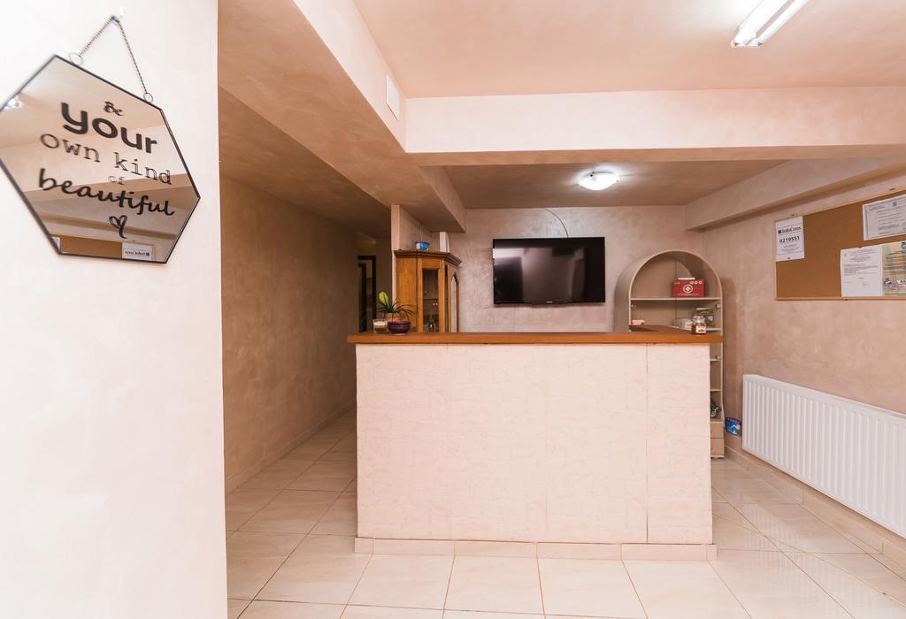 Nelana Hostel Kolozsvár Kültér fotó