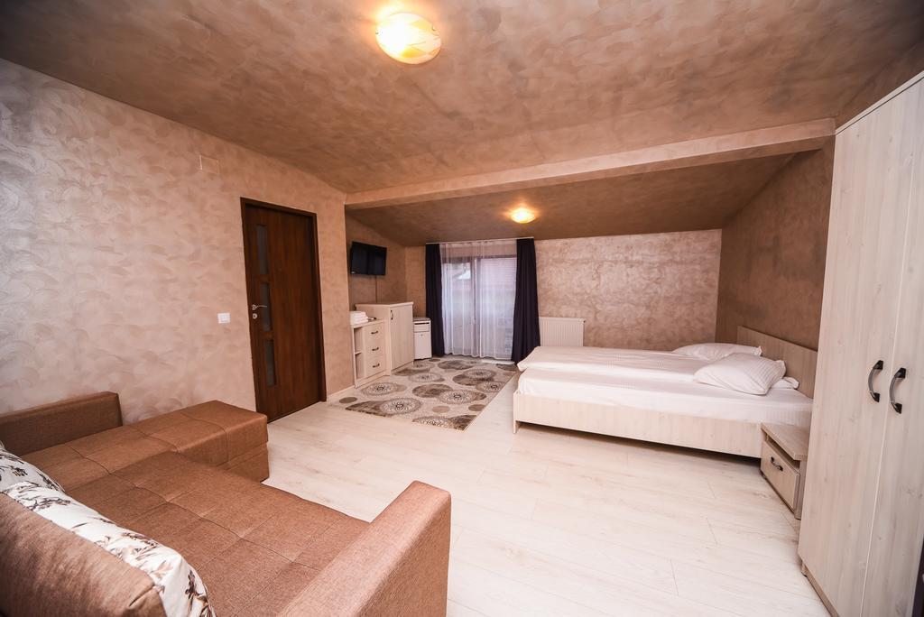 Nelana Hostel Kolozsvár Kültér fotó