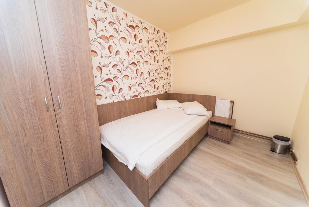 Nelana Hostel Kolozsvár Kültér fotó
