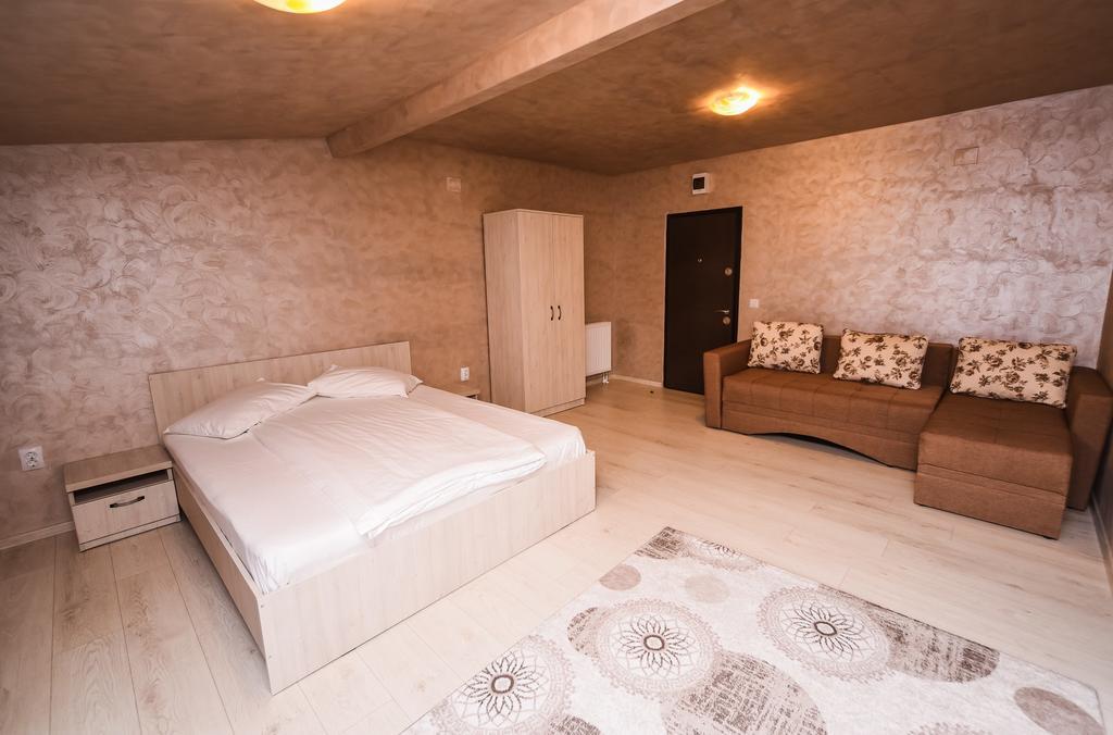 Nelana Hostel Kolozsvár Kültér fotó