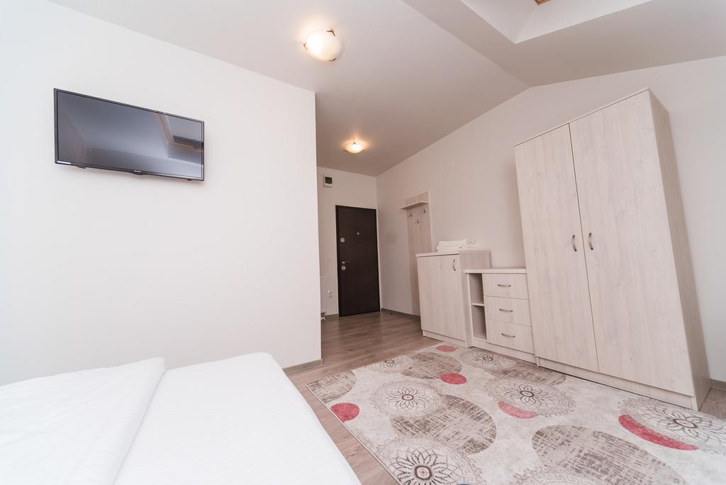 Nelana Hostel Kolozsvár Kültér fotó